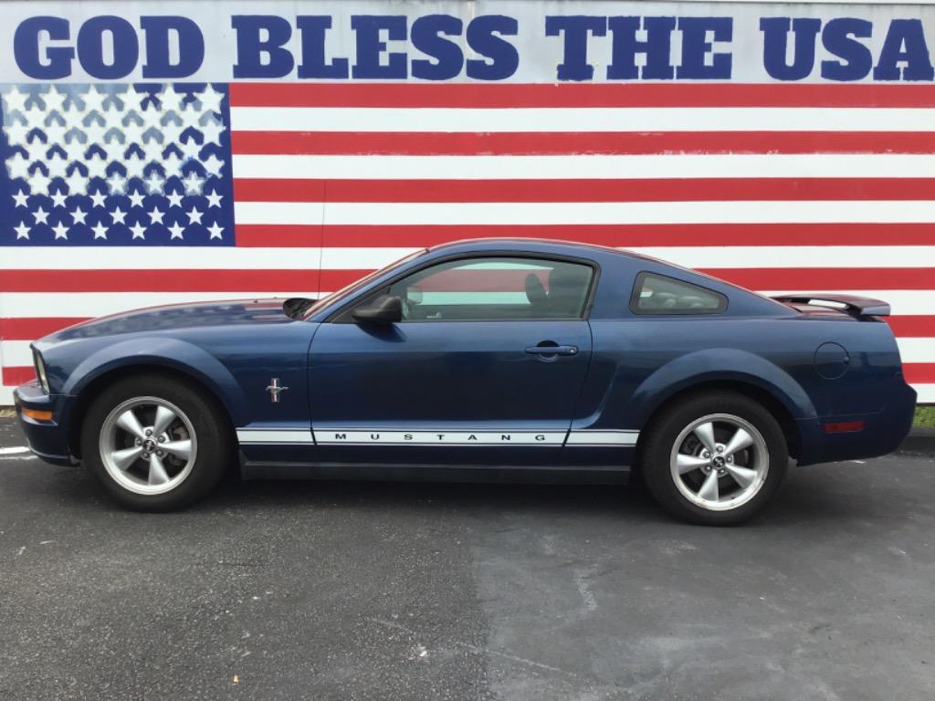 2007 Ford Mustang's photo